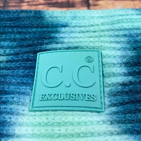<< Tie Dye C.C Headband - Teal>> - Picture 3 of 5